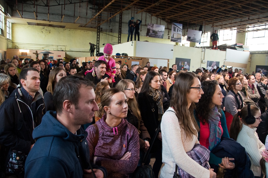 Viac ako 600 ľudí prišlo na koncert Doma dobre do nocľahárne sv. Vincenta de Paul v Bratislave.