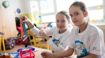 Nadácia Volkswagen Slovakia spája výučbu nemčiny s technikou