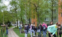 Na sídlisku v Leviciach vysadili prvé stromy