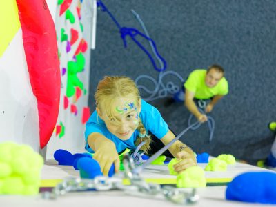 Máte nápad na zlepšenie života vo vašom susedstve? Tesco rozdáva 170-tisíc eur na komunitné projekty