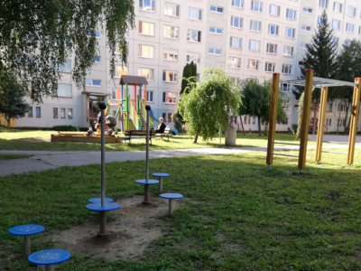 Deti z Lučenca sa potešili novým ihriskám