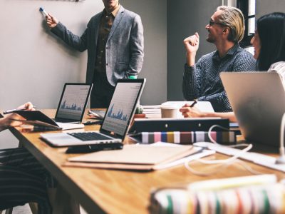Pro Bono Webinár: Ako nájsť toho správneho partnera z biznis prostredia