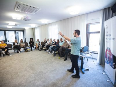 Organizácie sa môžu zapojiť do unikátneho vzdelávacieho programu a získať grant do výšky 20 000 eur