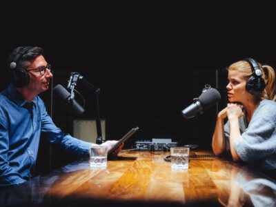 Novinárka Zuzana Kovačič Hanzelová: Pomáhanie v decembri ma trošku otravuje (podcast)